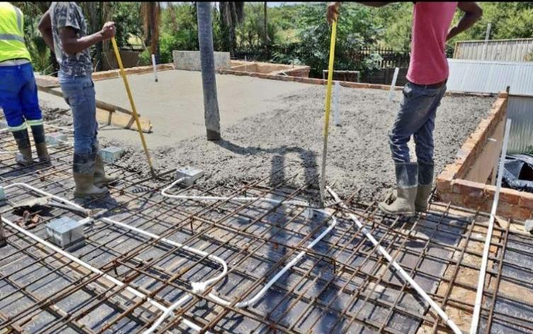 MPK Construction workers at a construction site